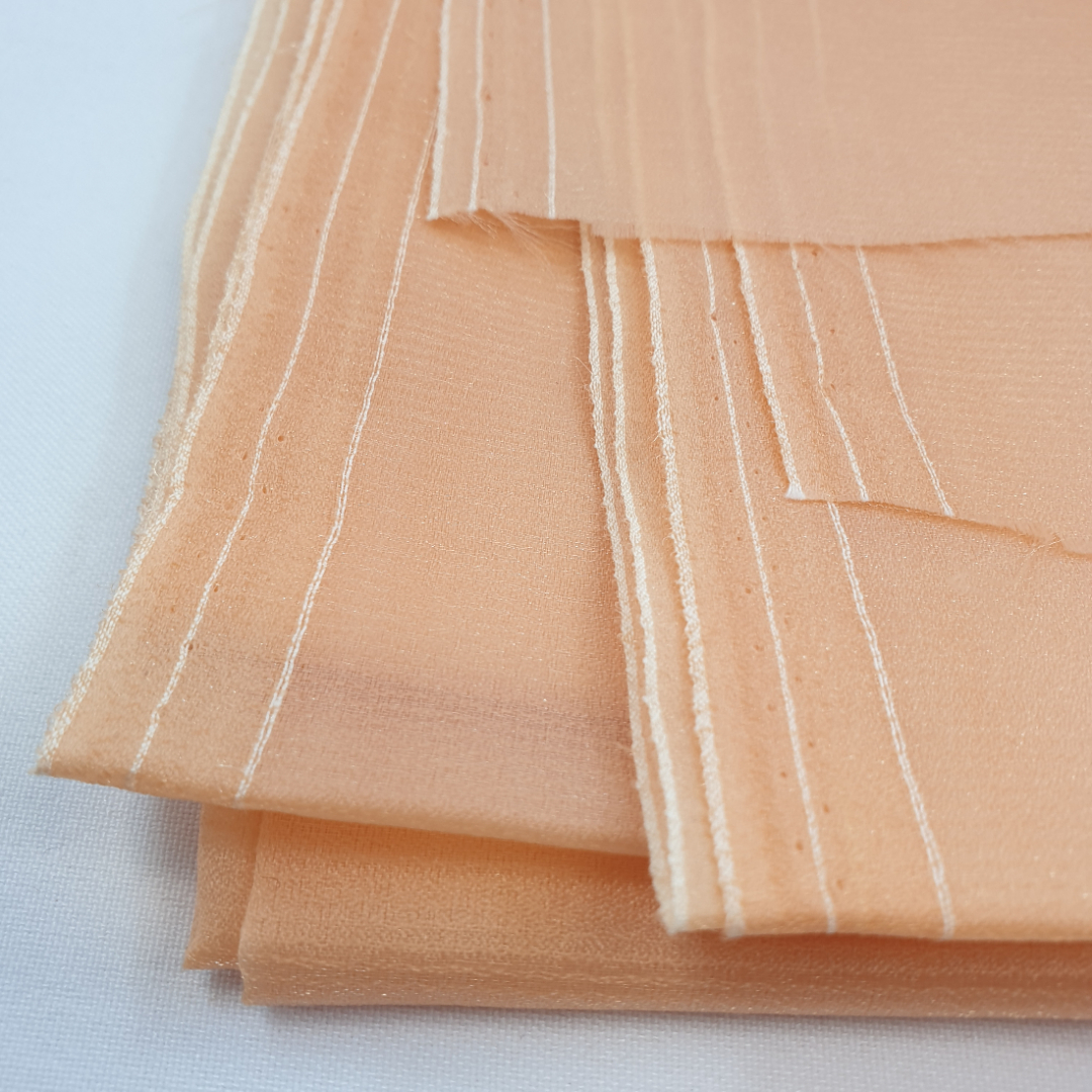 Ткань синтетическая, полупрозрачная, персиковый цвет, 145х300 см, СССР. Картинка 3